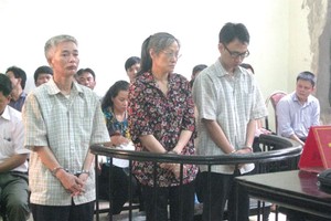 Hai mẹ con Tổng giám đốc hầu tòa vì lừa đảo hơn 60 tỷ đồng